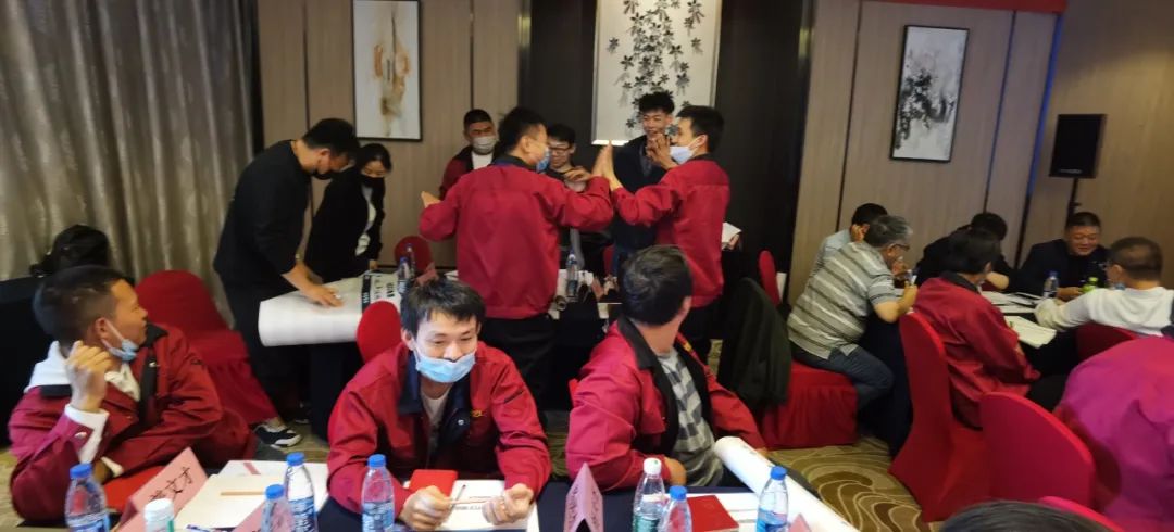 促提升，強(qiáng)管理！冠科集團(tuán)舉辦管理層領(lǐng)導(dǎo)力培訓(xùn)